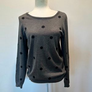 Absolutely Creative Worldwide Women’s Gray & Black Polka Dot Sweater Size Large